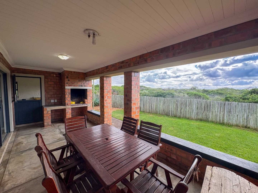 2 Bedroom Property for Sale in Stilbaai Wes Western Cape